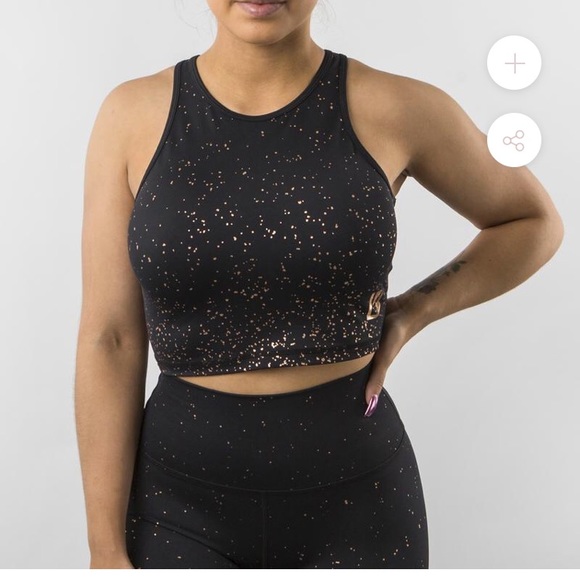 BUFFBUNNY crop top - Picture 2 of 3